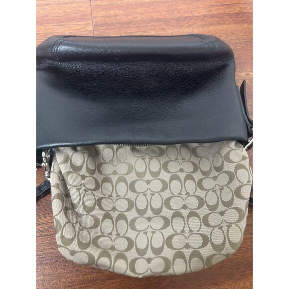 Vintage Y2K COACH East West Legacy Black Leather Shoulder Bag Tan CC Interior - Picture 3 of 15